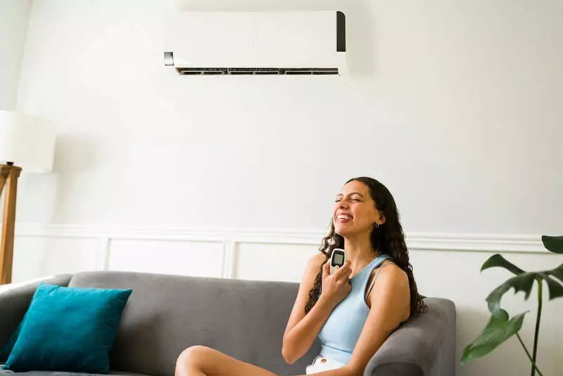 Inteligentne termostaty: Jak wykorzystać je do zoptymalizowania pracy domowej klimatyzacji