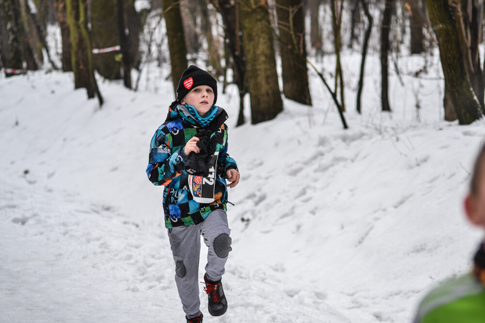 Ponad 600 osób wzięło udział w charytatywnym biegu dla Wielkiej Orkiestry Świątecznej Pomocy w Zabrzu. My też tam byliśmy i mamy zdjęcia!