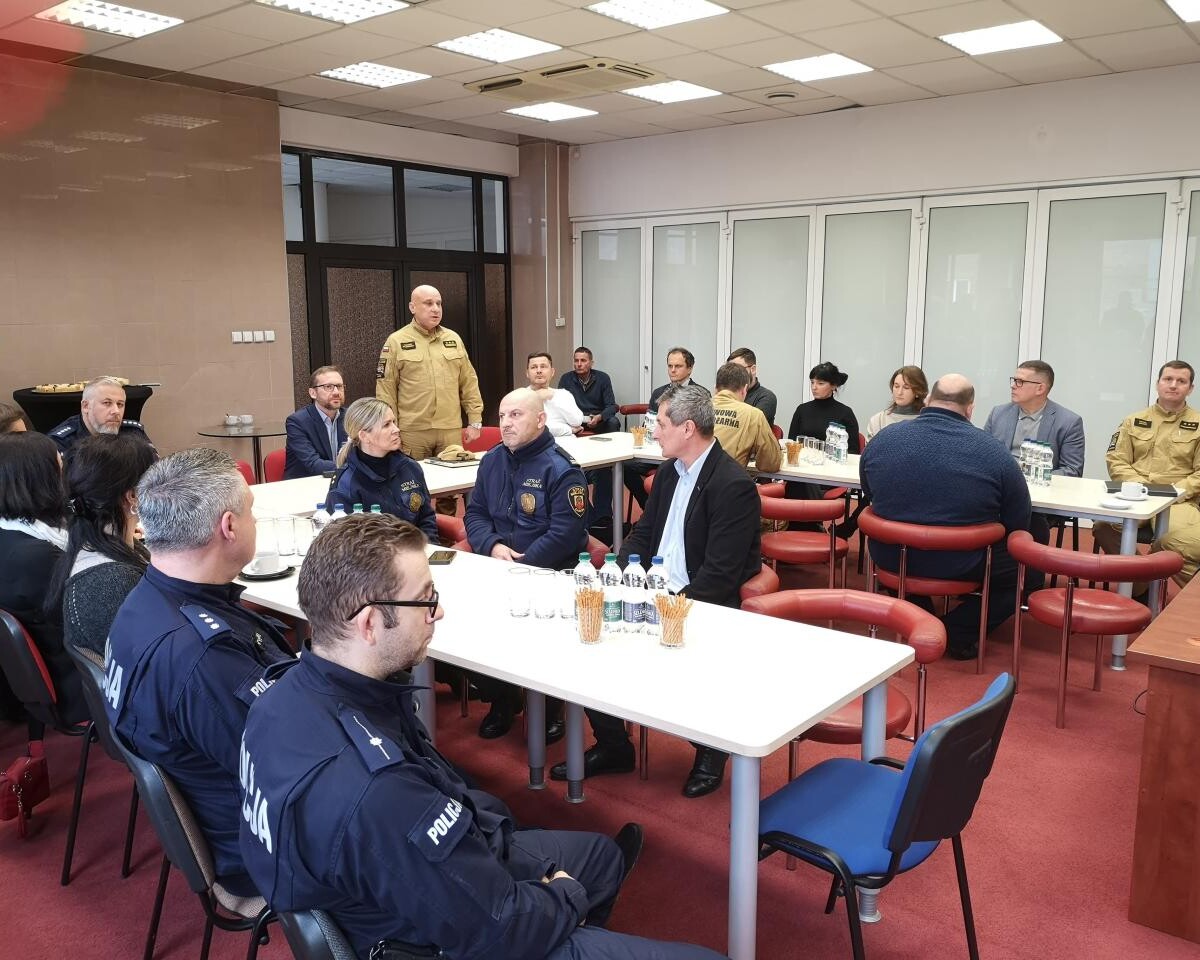 27 listopada 2024 r. na terenie Zakładu Van Pur w Zabrzu miały miejsce ćwiczenia powiatowe pod kryptonimem „AMONIAK 2024” / fot. KMP PSP Zabrze