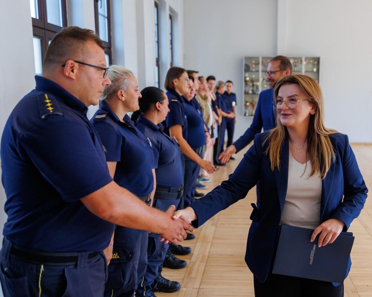 Pani prezydentka Zabrza Agnieszka Rupniewska w Dniu Straży Miejskiej odwiedziła Strażników Miejskich w ich siedzibie / fot. UM Zabrze
