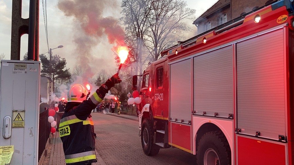 Ochotnicza Straż Pożarna Makoszowy w Zabrzu otrzymała fabrycznie nowy pojazd. To samochód ratowniczo-gaśniczego marki Kamaz. Uroczysty wjazd do jednostki miał miejsce 26 lutego 2021 roku.