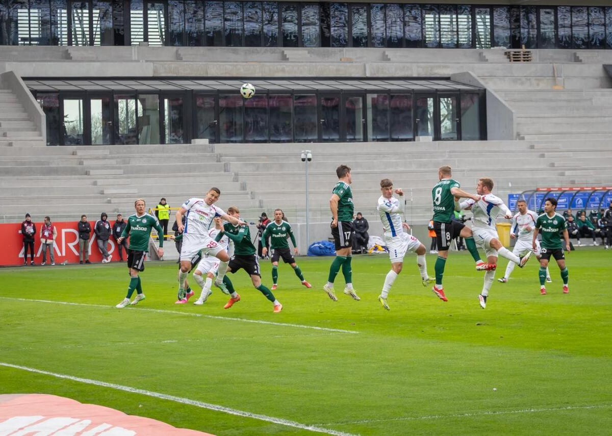 Górnik Zabrze przegrał 1:2 z Legią Warszawa w 27. kolejce Ekstraklasy / fot. UM Zabrze