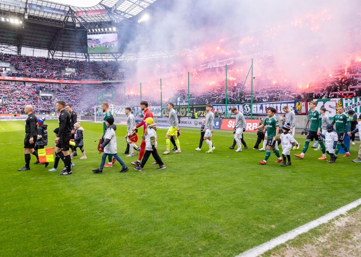 Górnik Zabrze przegrał 1:2 z Legią Warszawa w 27. kolejce Ekstraklasy / fot. UM Zabrze