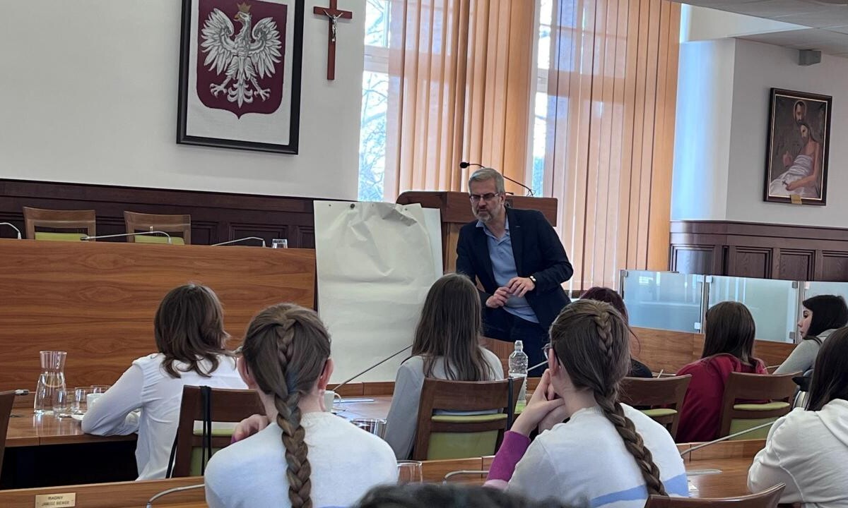 Uczniowie SP nr 22 w Zabrzu odwiedzili Urząd Miejski / fot. UM Zabrze