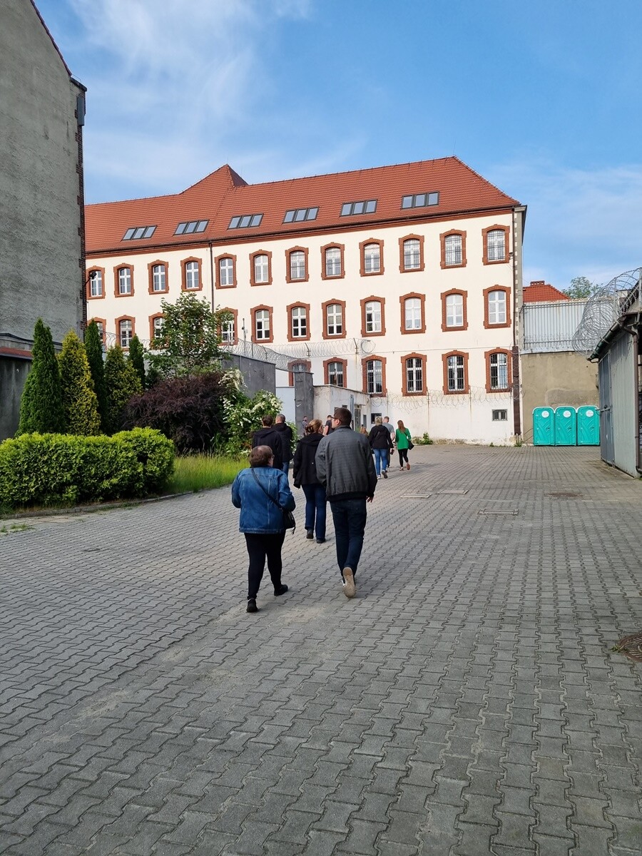 Zwiedzanie nieczynnego Aresztu Śledczego w Zabrzu.